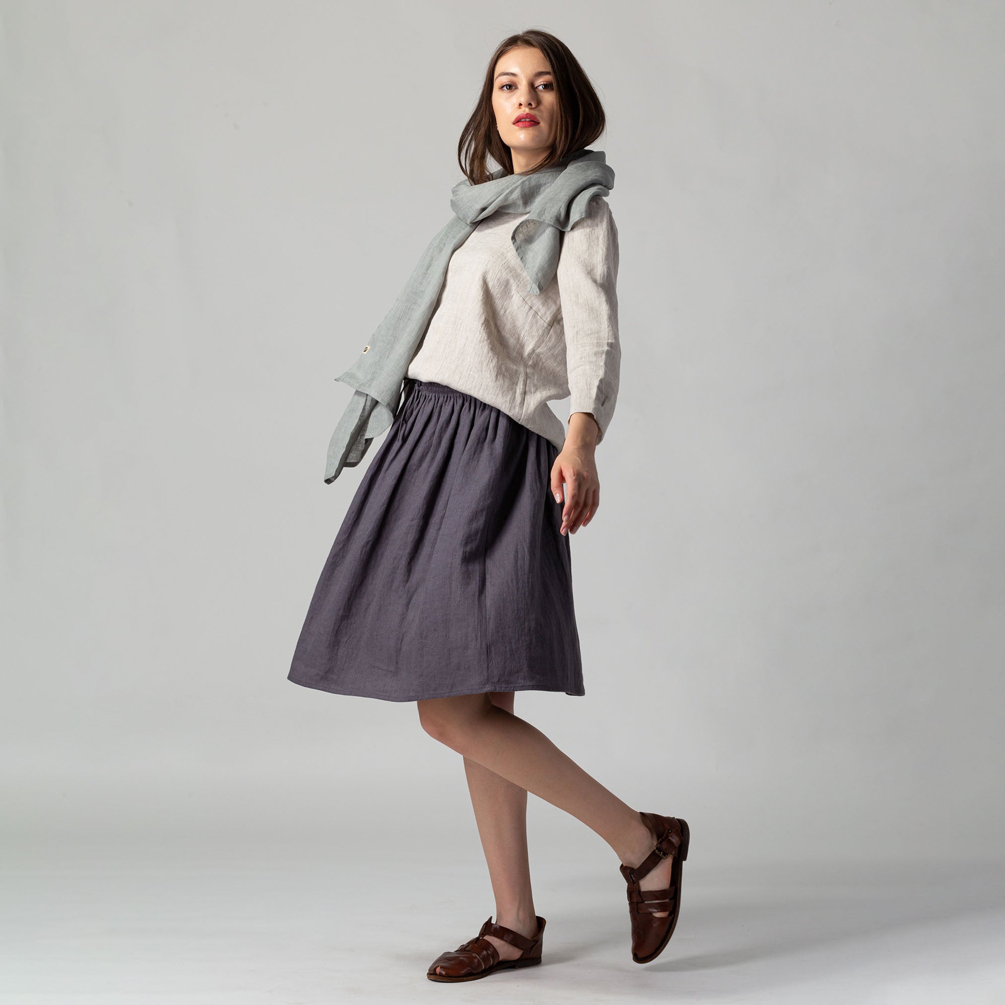 Gathered Linen Skirt Dark Gray | KNOTIUM