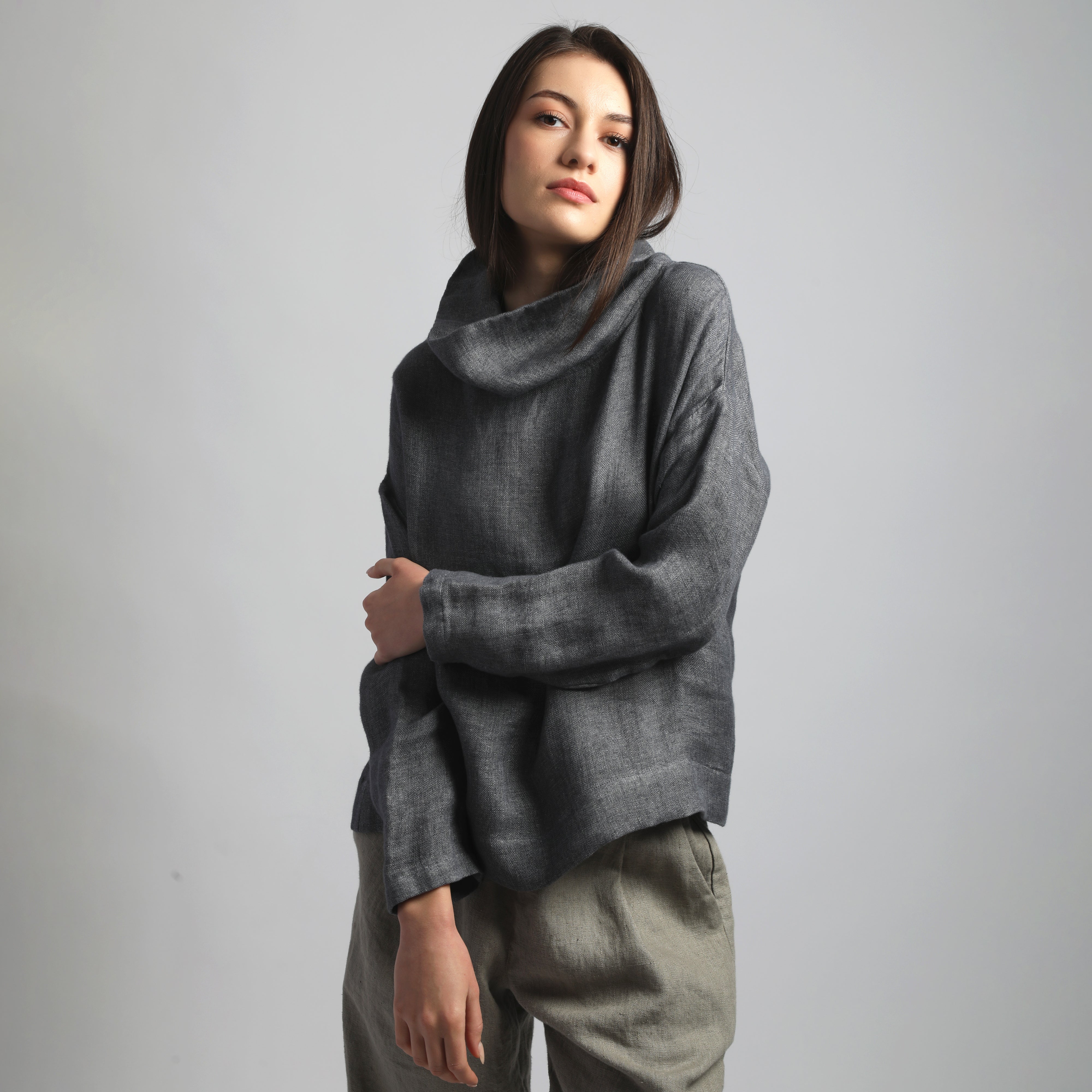 ASTOR Loose High Neck Double Layered Linen Top