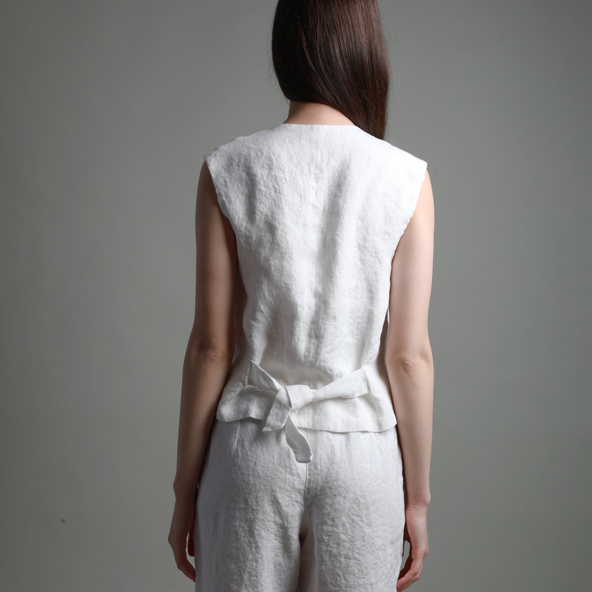 EVE Cropped Tailored Linen Vest, Size XL, Color BLACK