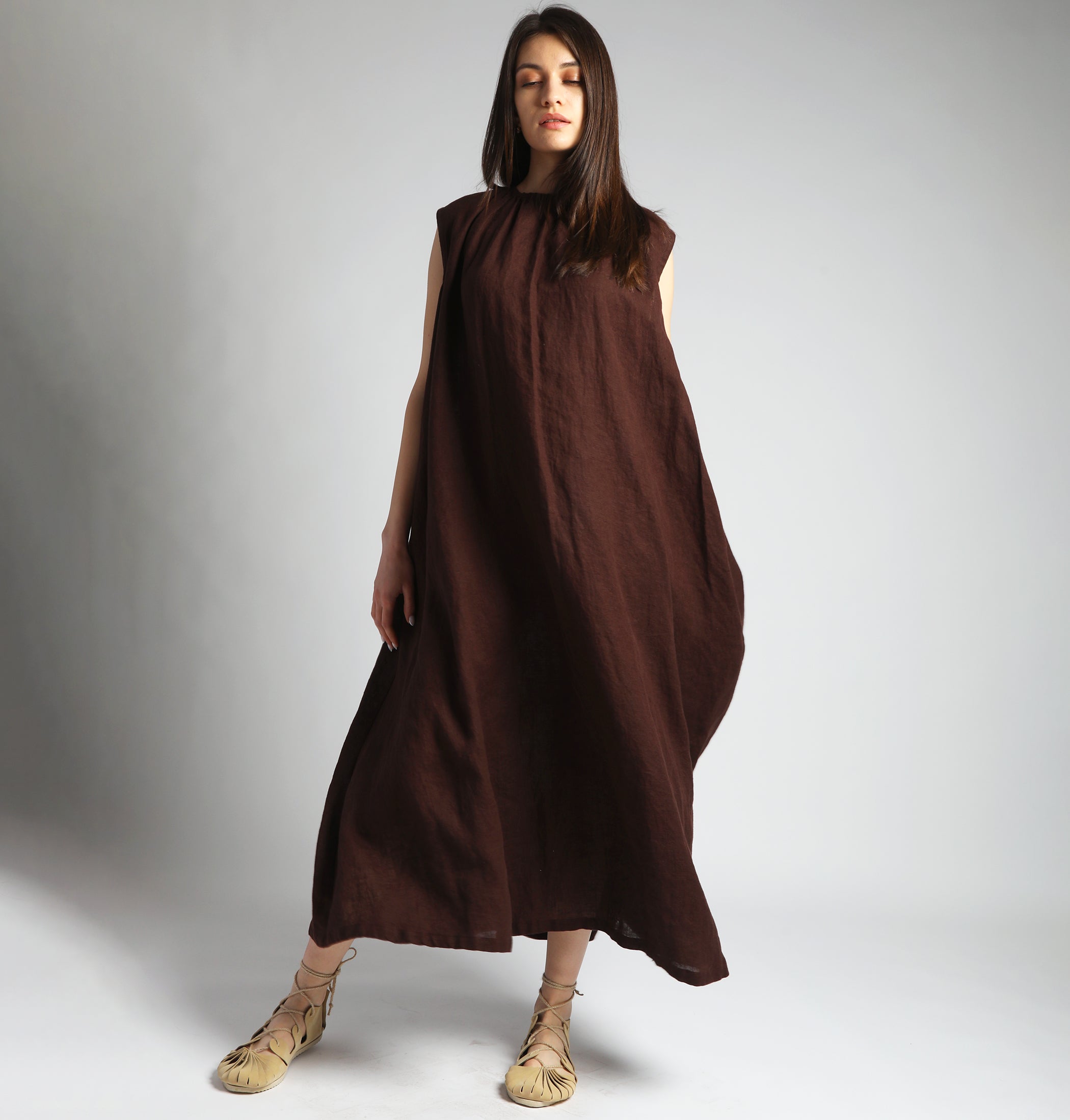 VIVA MAXI Flared Linen Dress with Gathered Neck