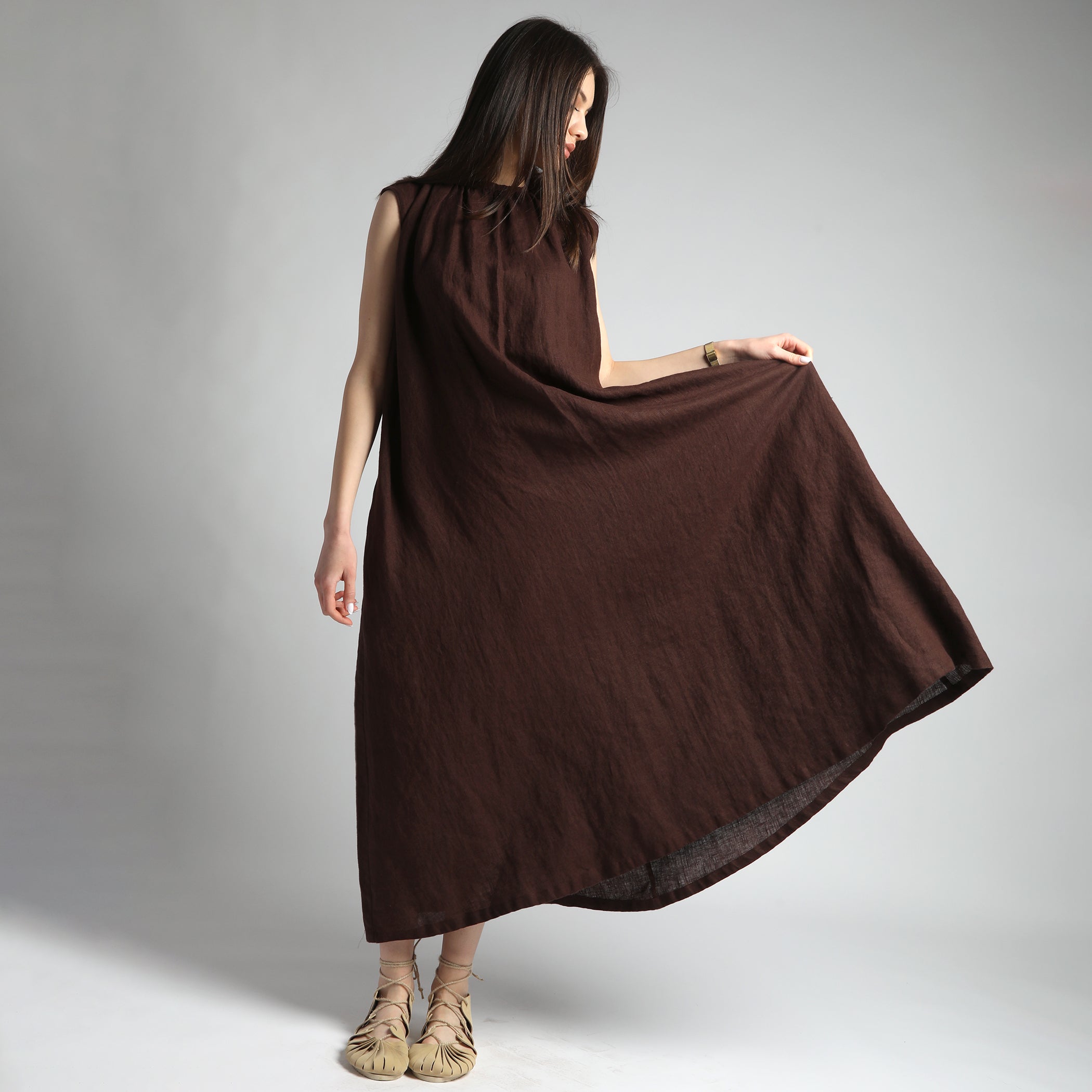 VIVA MAXI Flared Linen Dress with Gathered Neck