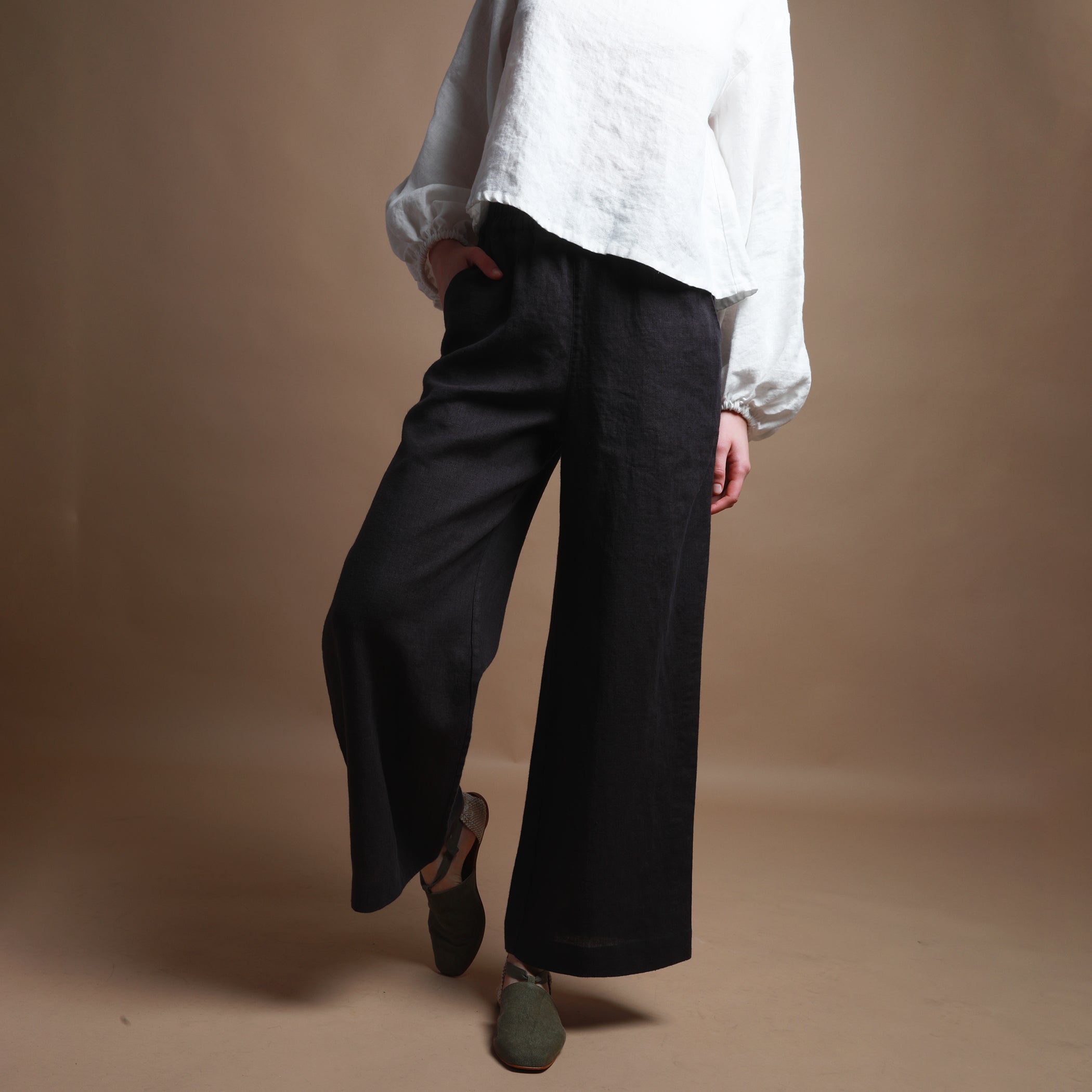 FLORENCE Straight Linen Pants - Size S - Color DARK BLUE
