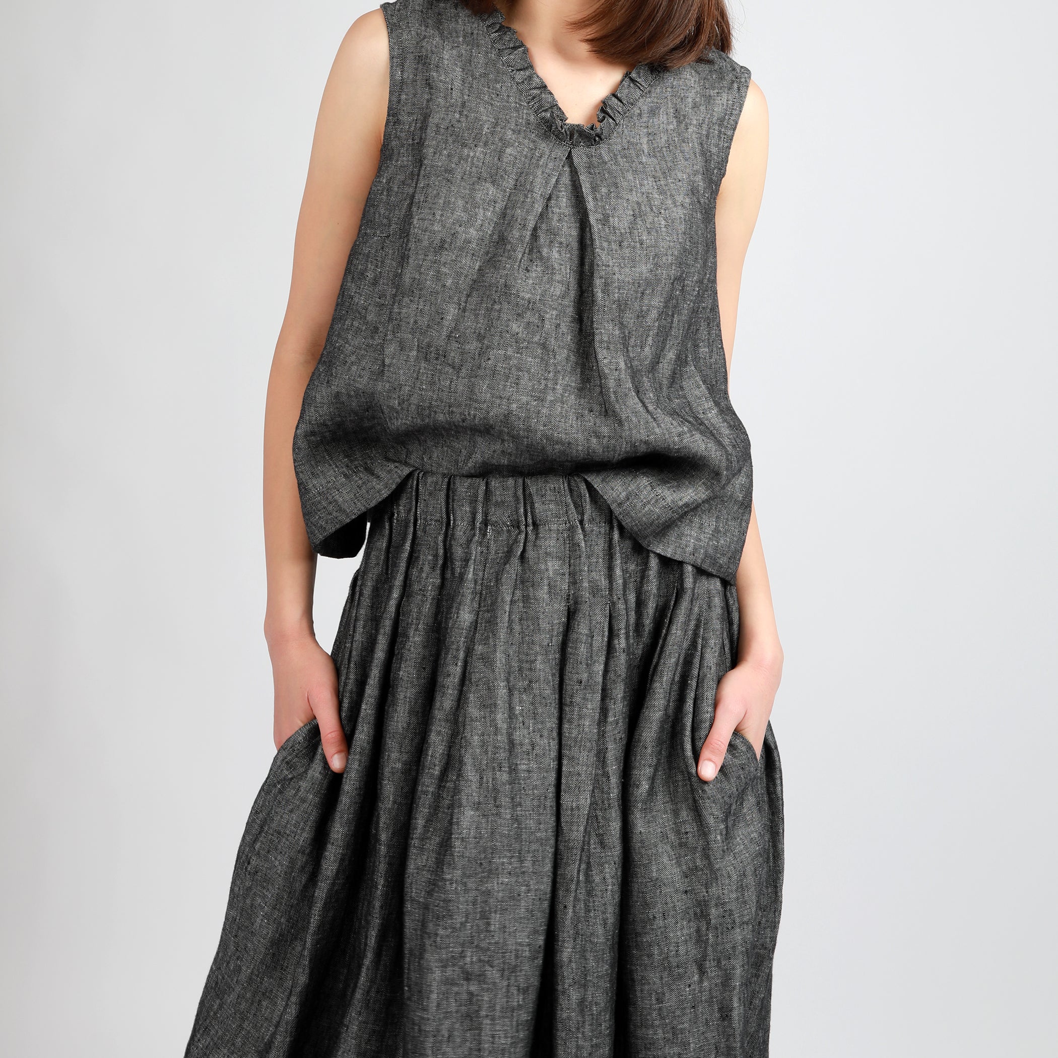 MIMI Pleated Midi Linen Skirt - Size L - Color BLACK HERRINGBONE