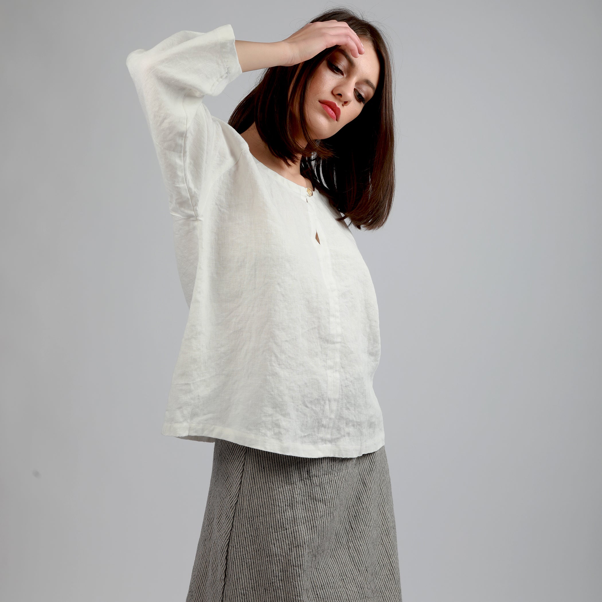 QUIET Linen Blouse with Raglan Sleeves, Size XL, Color EGGPLANT