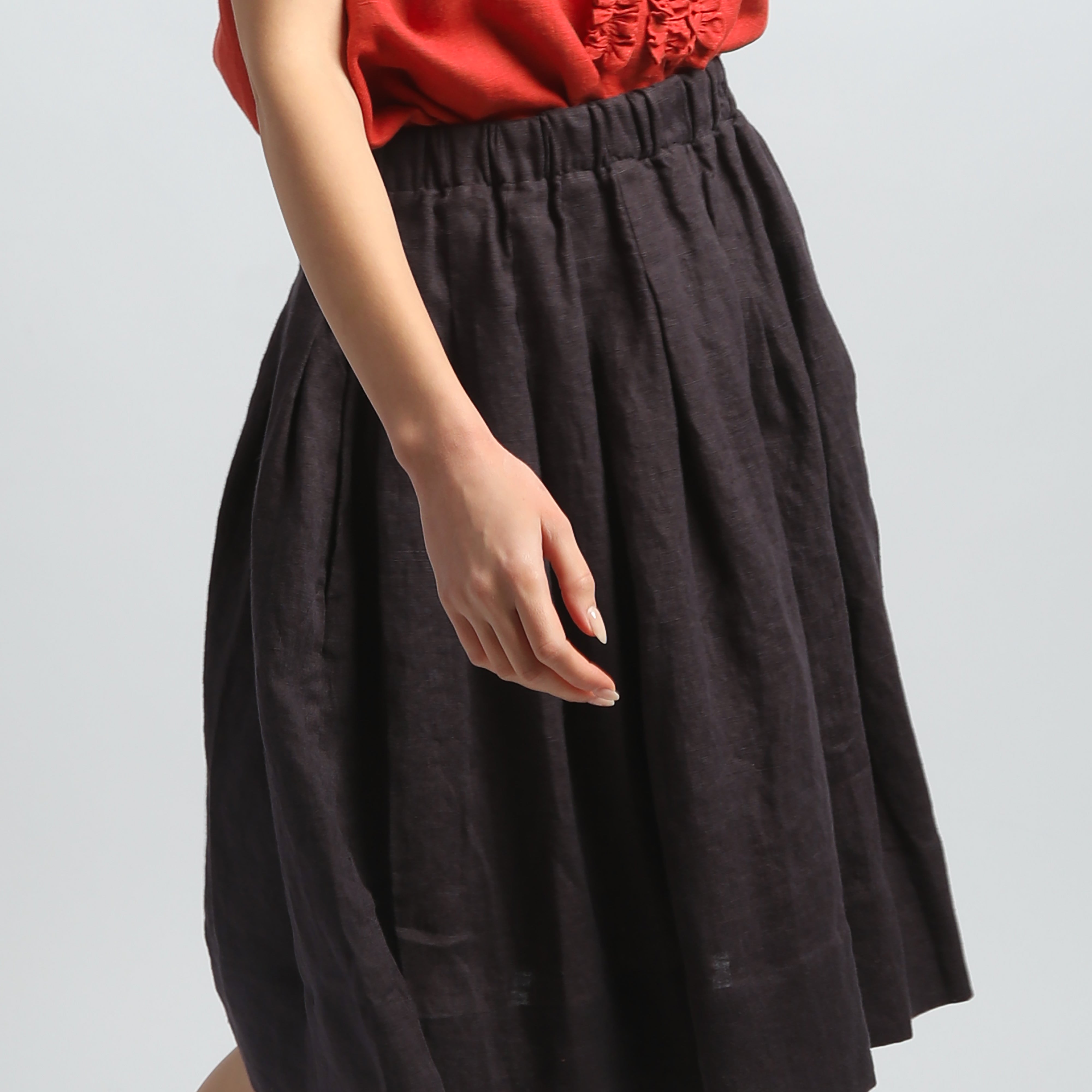 MIMI 2 Knee Length Pleated Linen Skirt