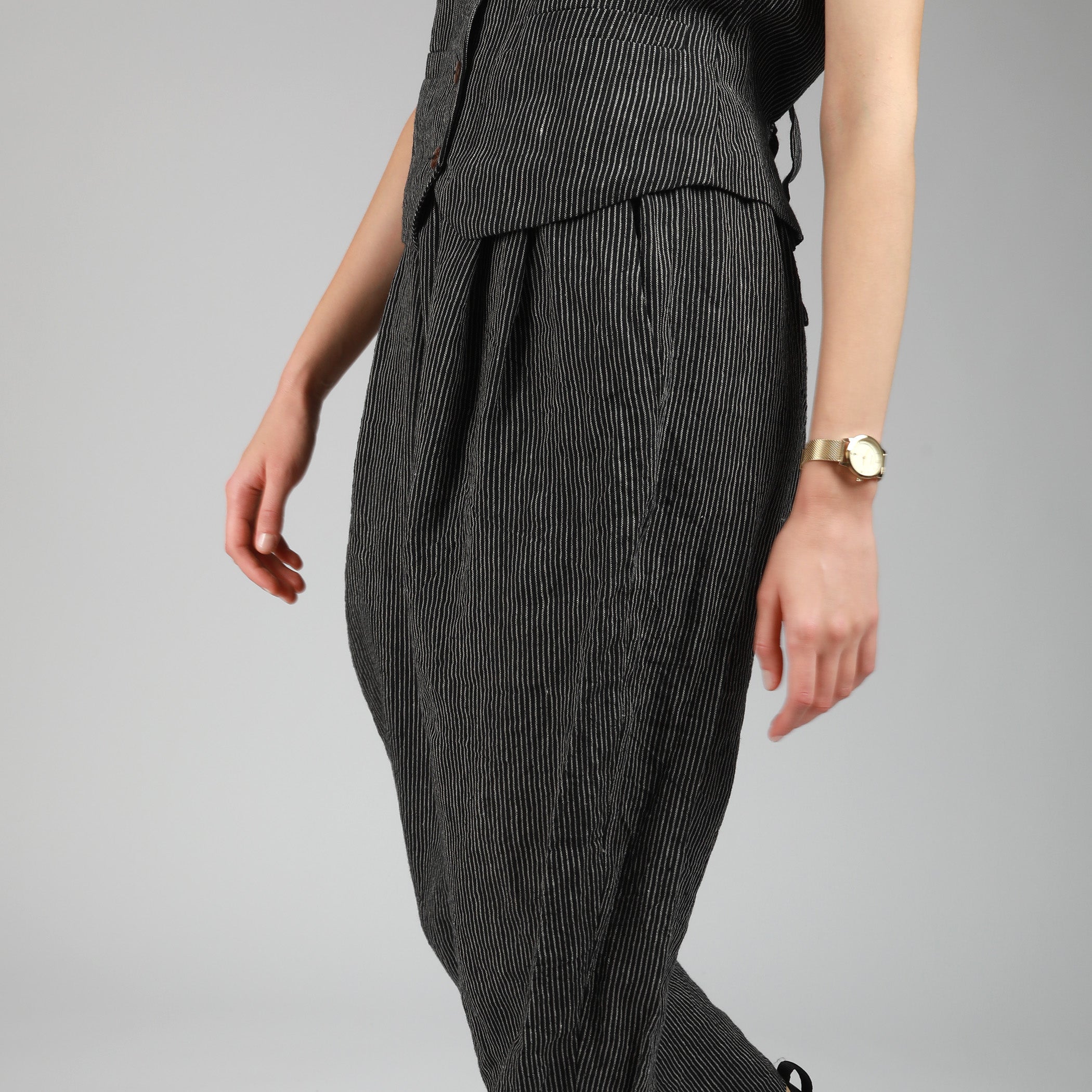 ETTA Paperbag Style Pull On Linen Trousers, Size S, Color EGGPLANT